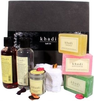 Buy Khadi Bath Kit (set Of 7) online