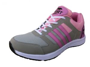 Buy Port Pink Turbo Lightweight Sports Shoes For Women Turbopink_1 online