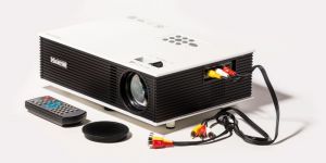 Xelectron Uc80 2000 Lumens LED Cinema Projector With Hdmi/av/vga/usb/sd/tv