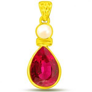 Surat Diamond 1.00 TCW Ruby And Pearl Pendant In Yellow Gold - P1124
