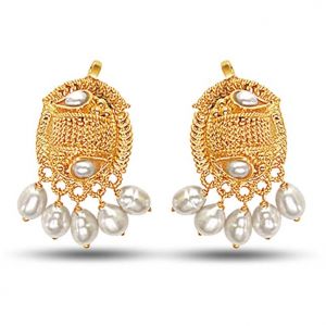 Surat Diamond 24kt Gold Plated Earrings With Dangling Freshwater Surat Diamond 24kt Gold Plated Earrings With Dangling Freshwater Pearls Se138 Online
