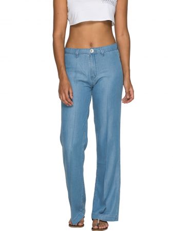 light colored jeans womens
