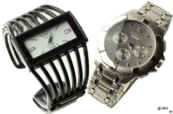 Buy Stylish Combo - Mens Watch And Ladies Watch -082 online
