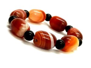 Jewellery - Red Sulemani Hakik Agate Tumbled Bead And Black Onyx Stretch Bracelet - Code ( SULEMANIBLKTBLBR )