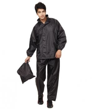 Buy Brandtrendz Black Polyester 3 Fold Men's Raincoat online
