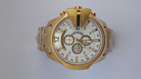 Venta Diesel 10 Bar Watch Golden En Stock