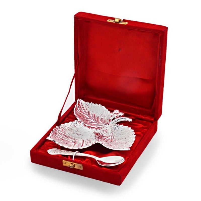 Buy Vivan Creation Silver Polish Leaf Shaped Brass Freshener Set 270 online