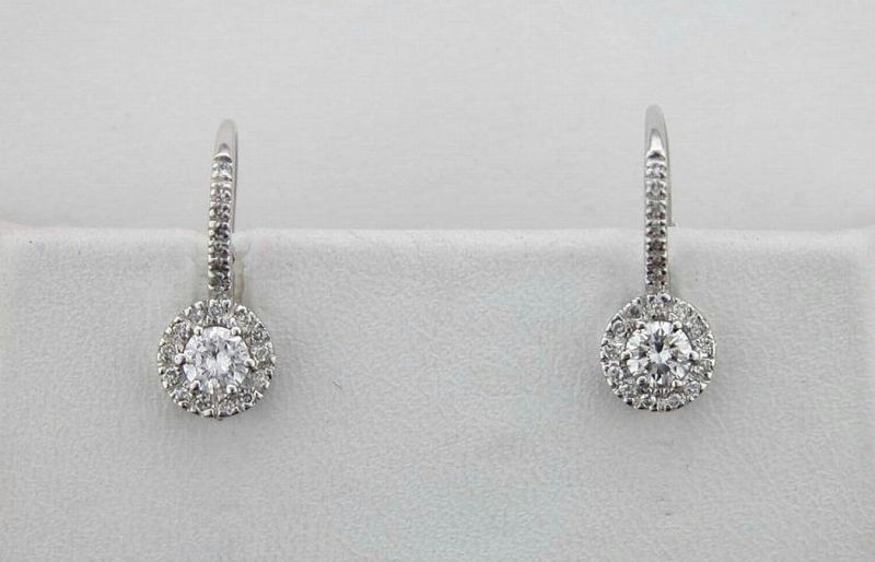 Avsar Real Gold Diamond Flower Hoop Earrings Online Best Avsar Real Gold Diamond Flower Hoop Earrings Online
